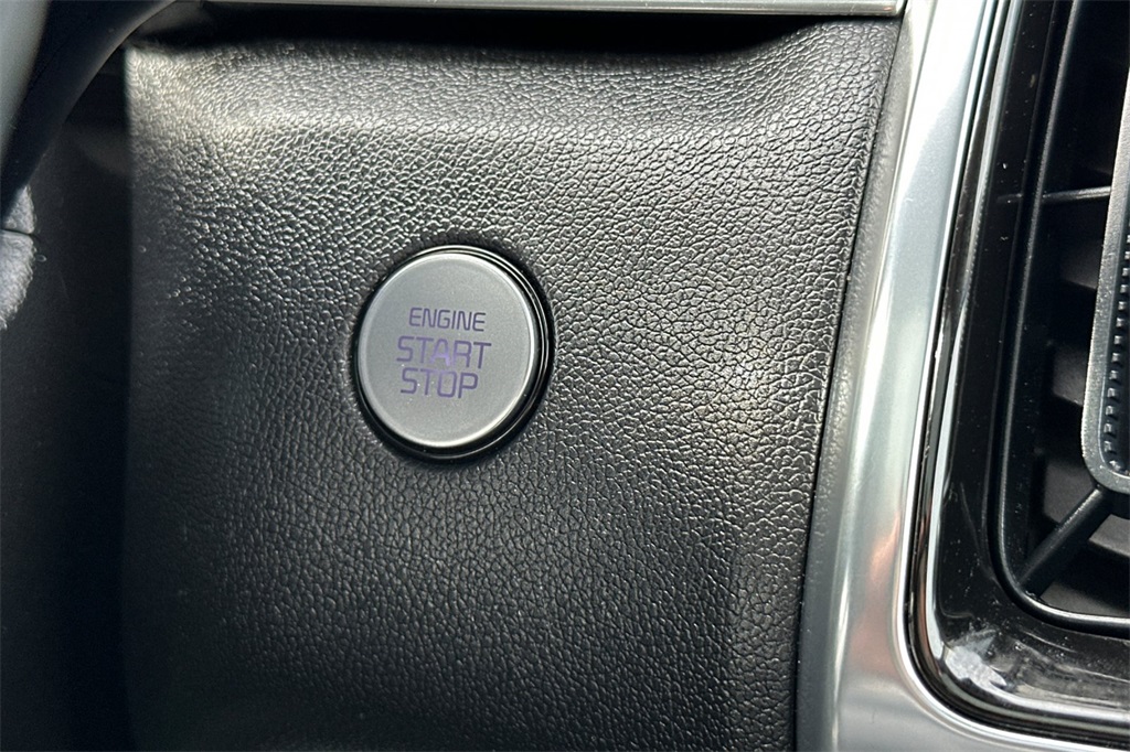 used 2022 Kia Sorento car, priced at $29,960