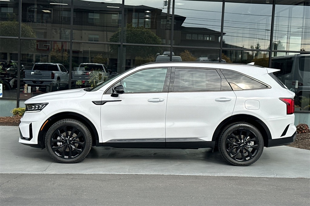 used 2022 Kia Sorento car, priced at $29,960