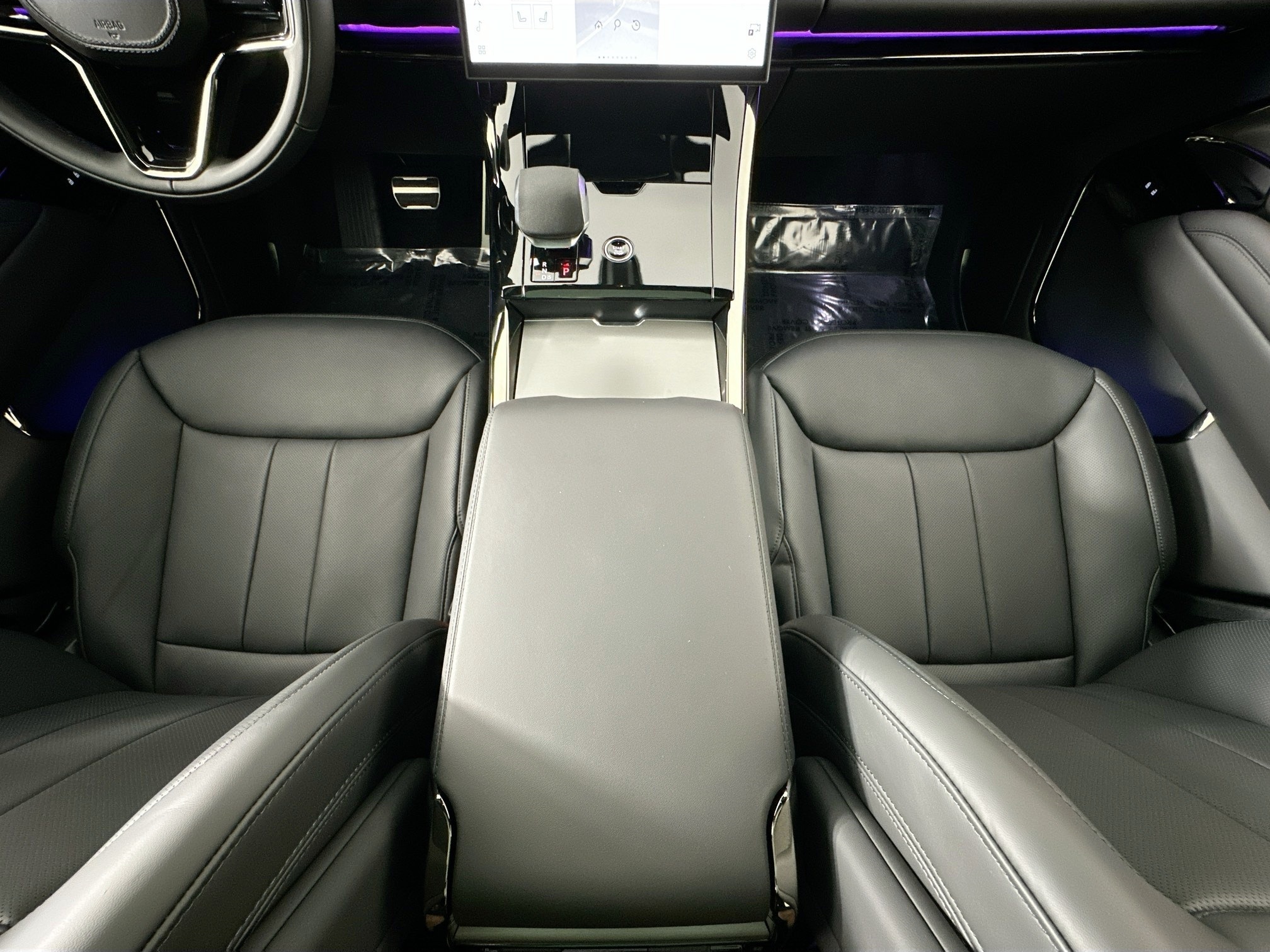 new 2025 Land Rover Range Rover Sport car