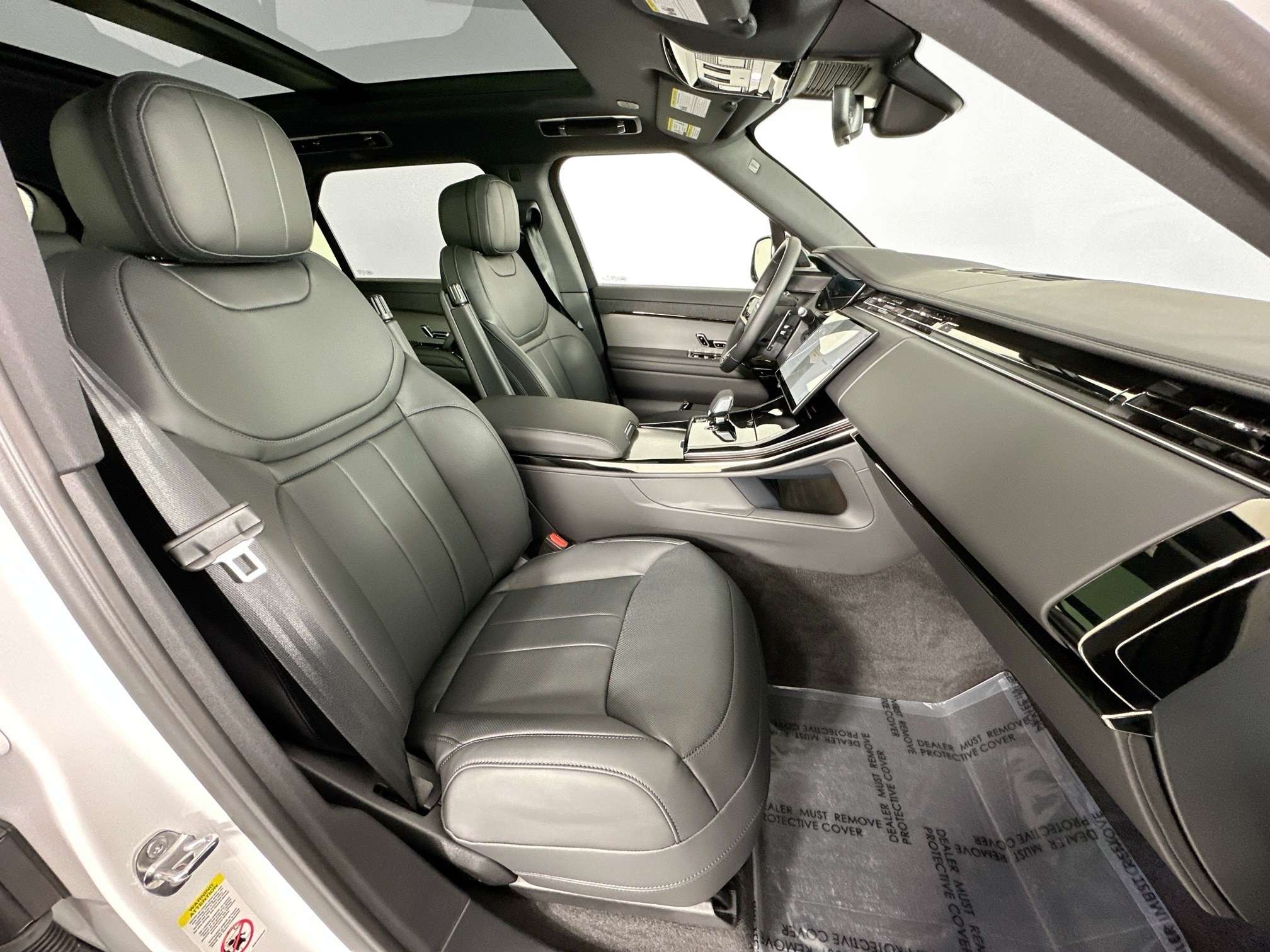 new 2025 Land Rover Range Rover Sport car