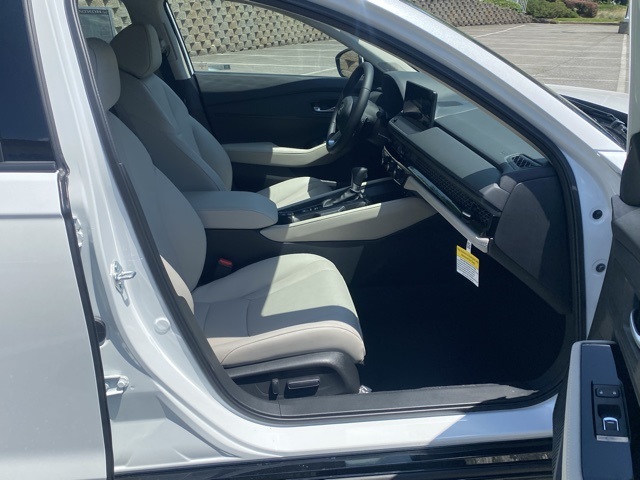 new 2025 Honda Accord Hybrid car, priced at $38,042