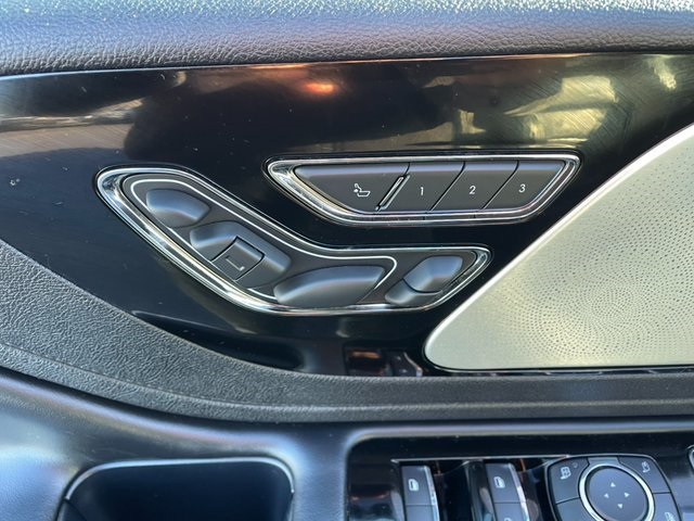 used 2020 Lincoln Aviator car, priced at $33,783