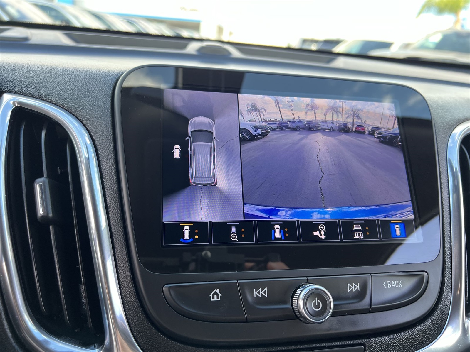 used 2023 Chevrolet Equinox car, priced at $23,991