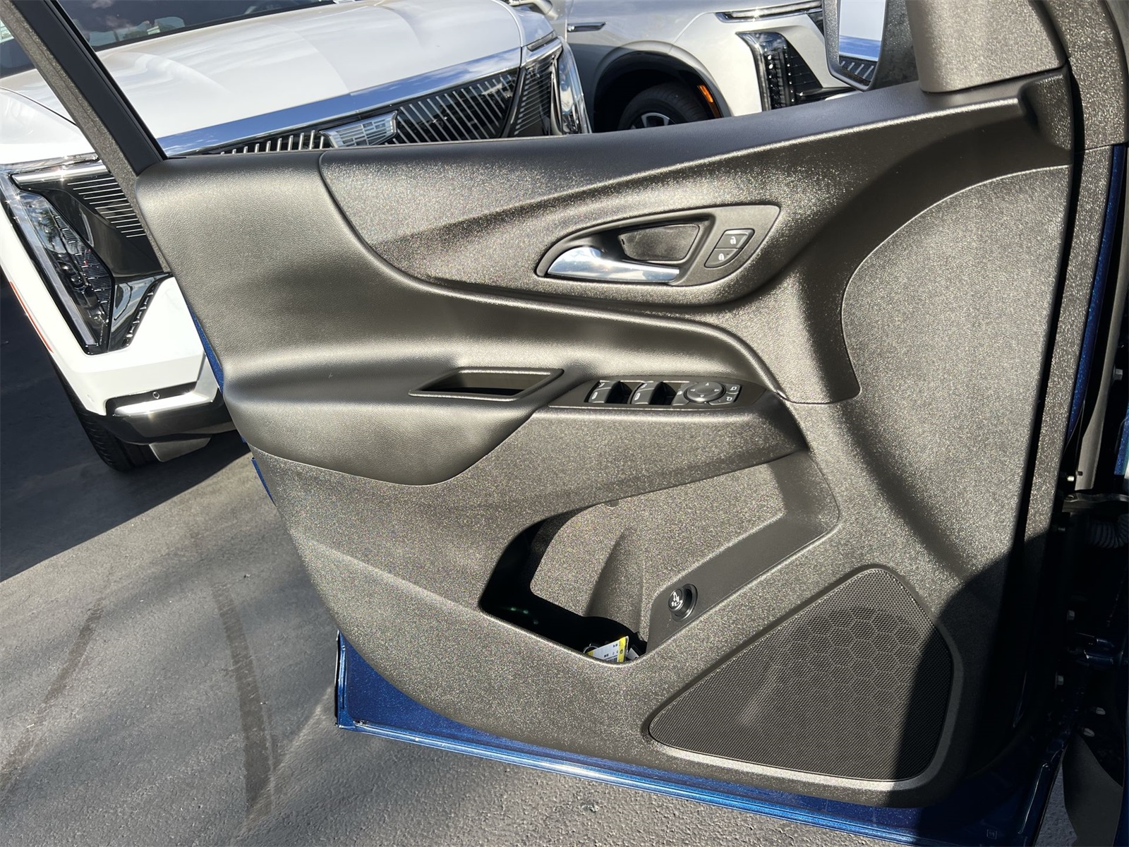 used 2023 Chevrolet Equinox car, priced at $23,991