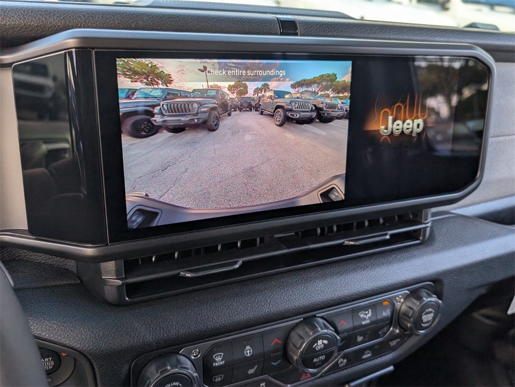 new 2025 Jeep Gladiator car, priced at $47,333