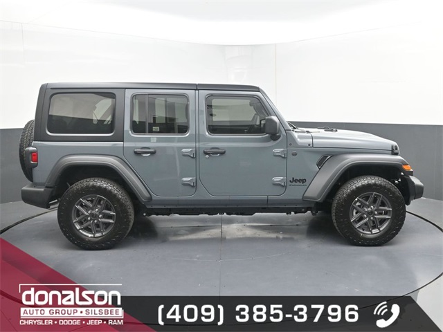 new 2025 Jeep Wrangler car, priced at $43,673