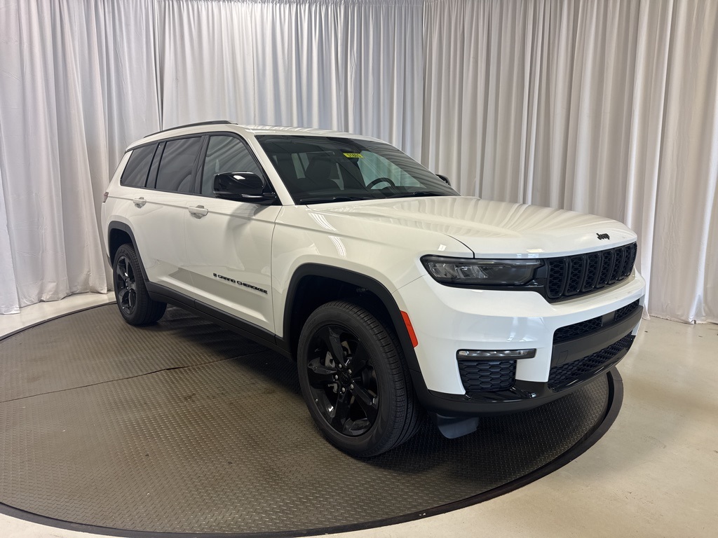 new 2025 Jeep Grand Cherokee L car, priced at $52,490