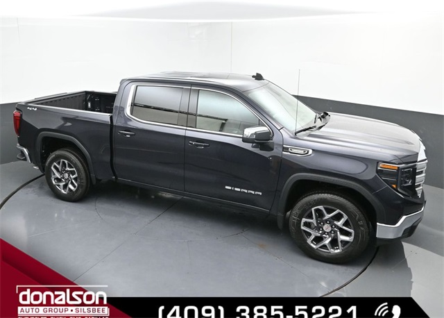 new 2025 GMC Sierra 1500 car, priced at $51,230