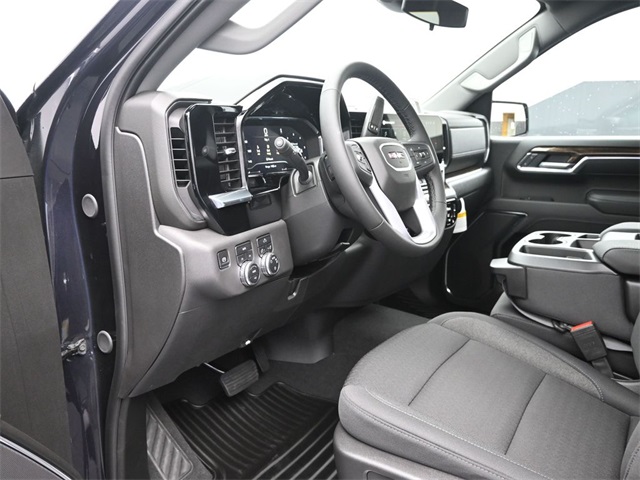 new 2025 GMC Sierra 1500 car, priced at $51,230