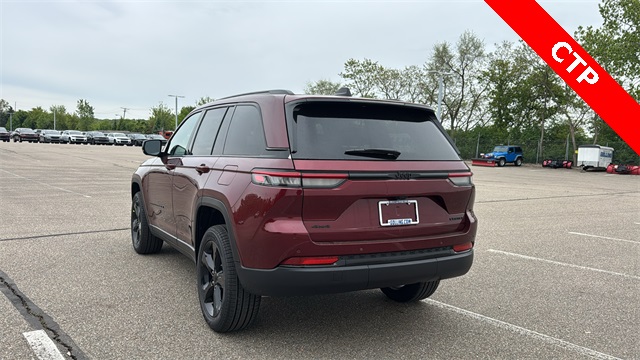 new 2025 Jeep Grand Cherokee car, priced at $48,703