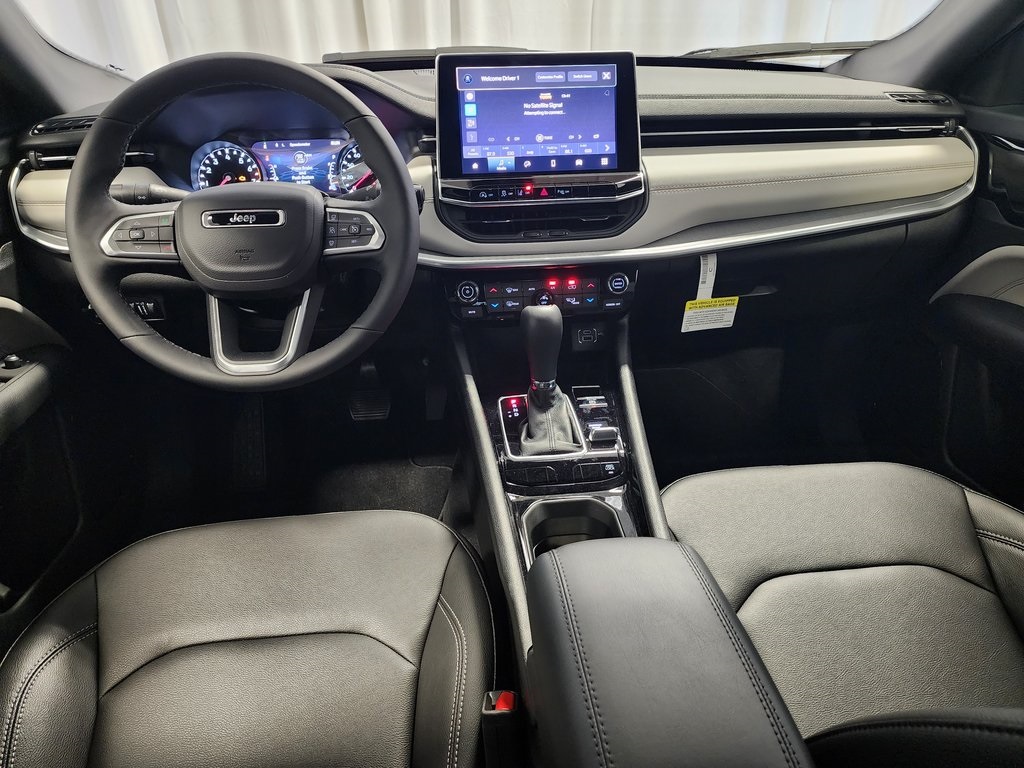 new 2025 Jeep Compass car, priced at $32,131