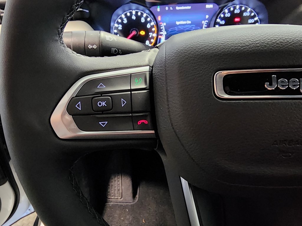 new 2025 Jeep Compass car, priced at $32,131
