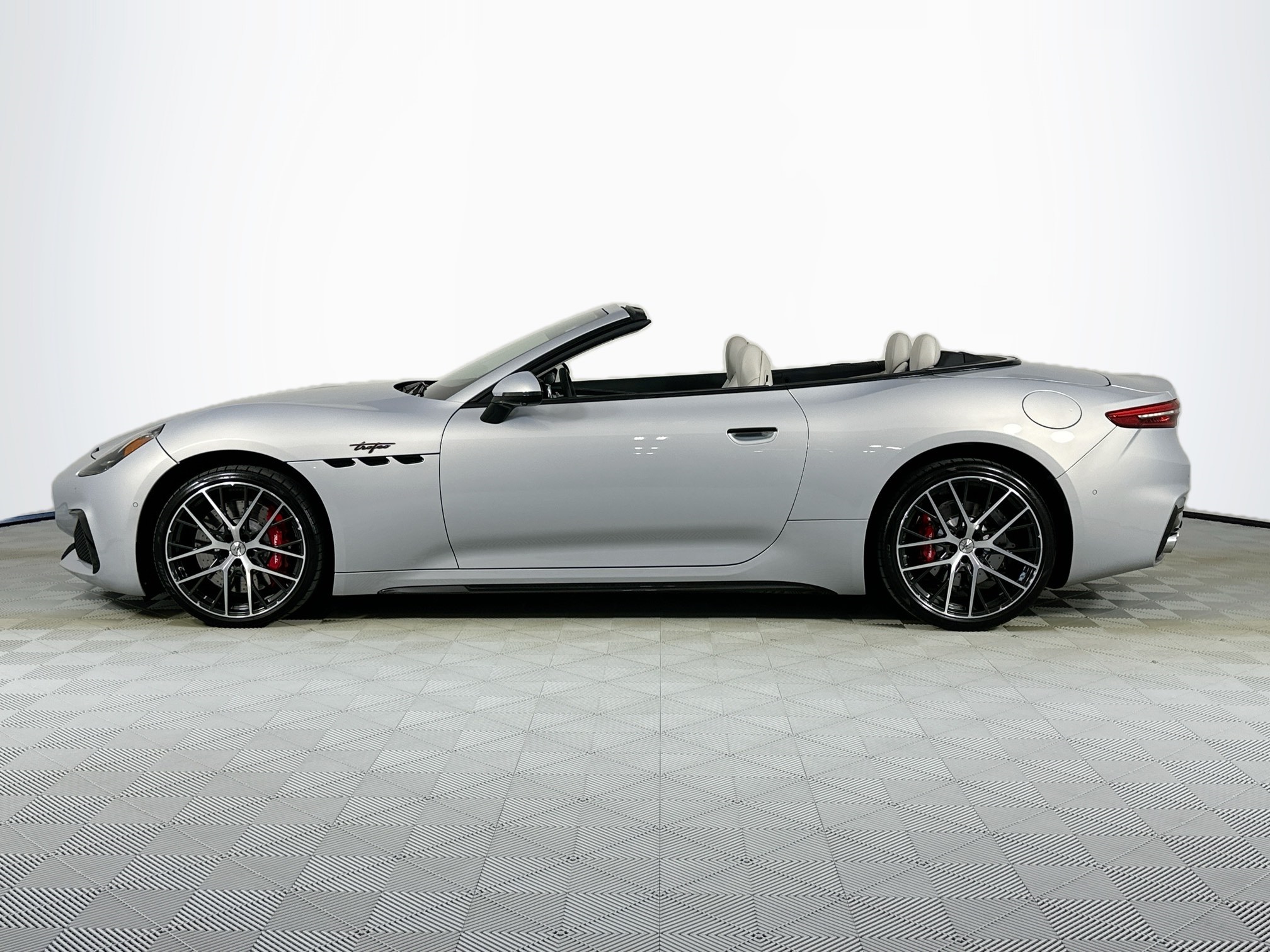 used 2024 Maserati GranCabrio Trofeo car, priced at $159,998