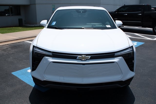 new 2025 Chevrolet Blazer EV car, priced at $46,390
