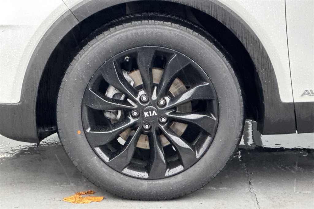 used 2020 Kia Sorento car, priced at $22,959