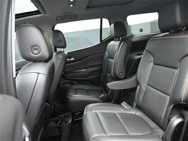 used 2022 GMC Acadia car, priced at $25,041