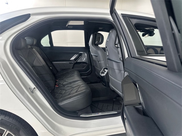 used 2023 BMW 7-Series car, priced at $74,401