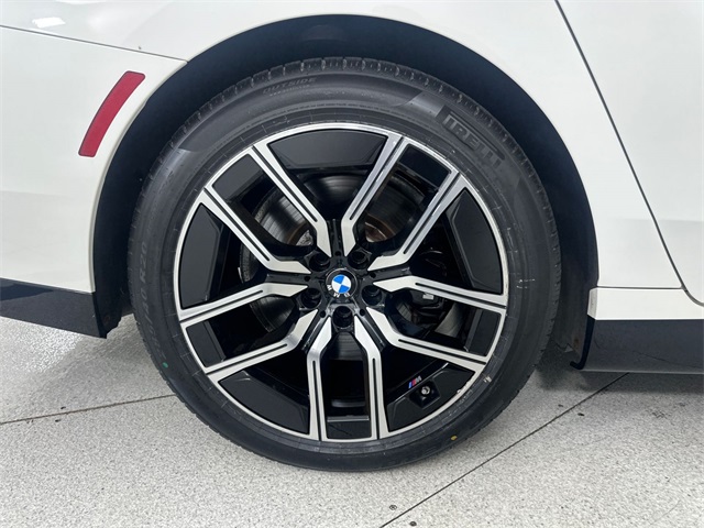 used 2023 BMW 7-Series car, priced at $74,401