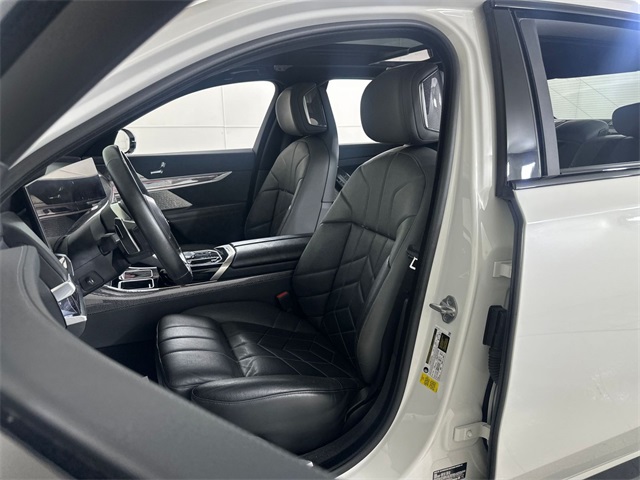 used 2023 BMW 7-Series car, priced at $74,401