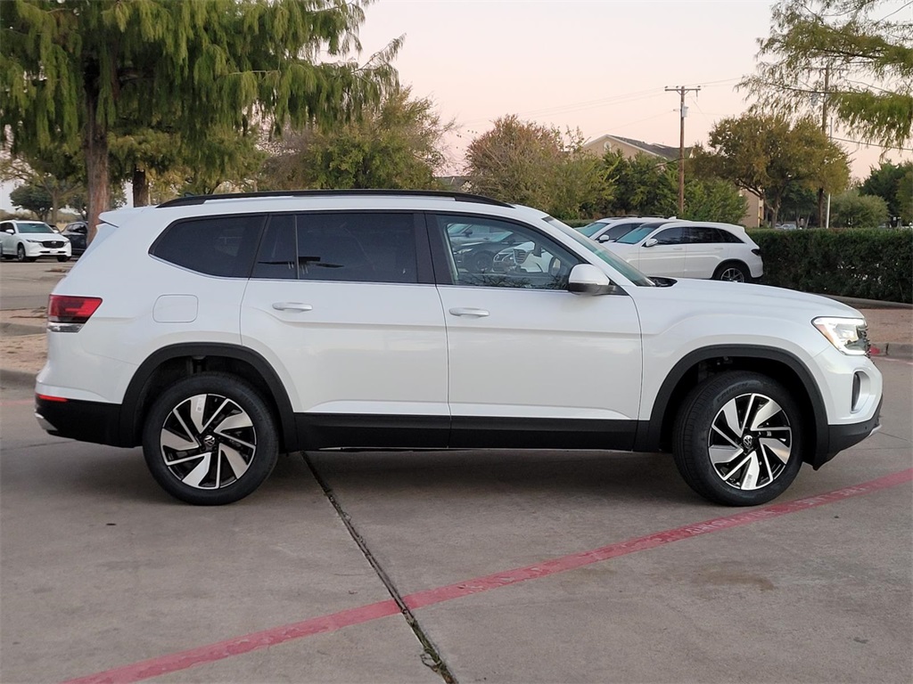 new 2026 Volkswagen Atlas car, priced at $43,708