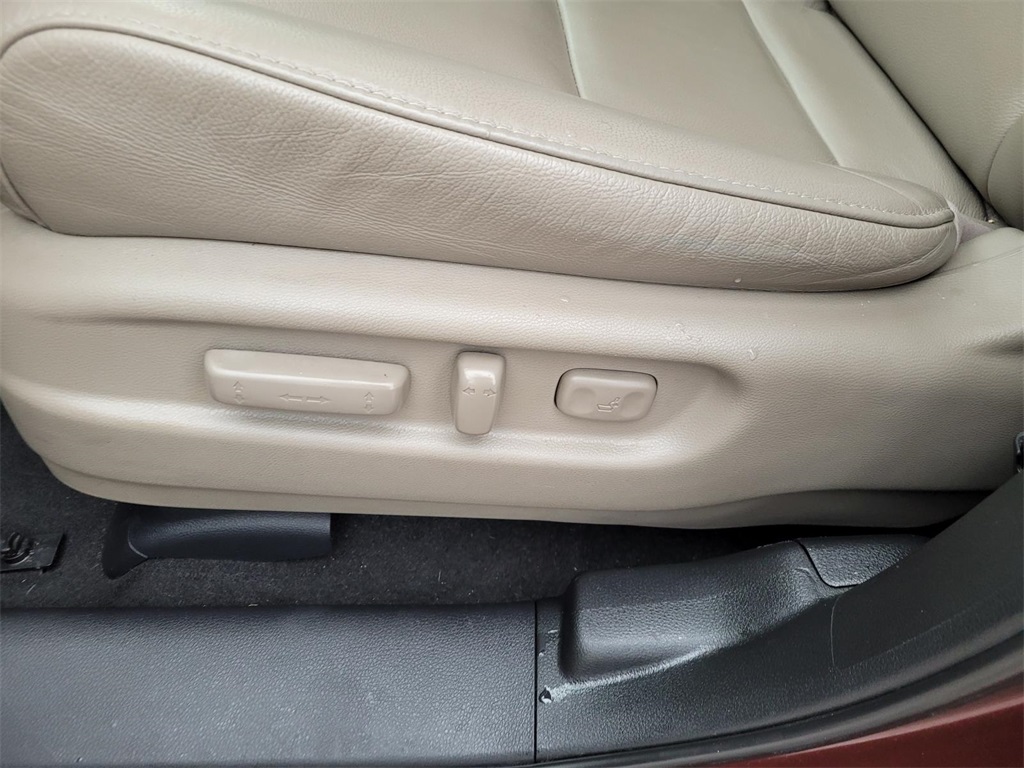 used 2019 Honda Pilot car, priced at $18,990