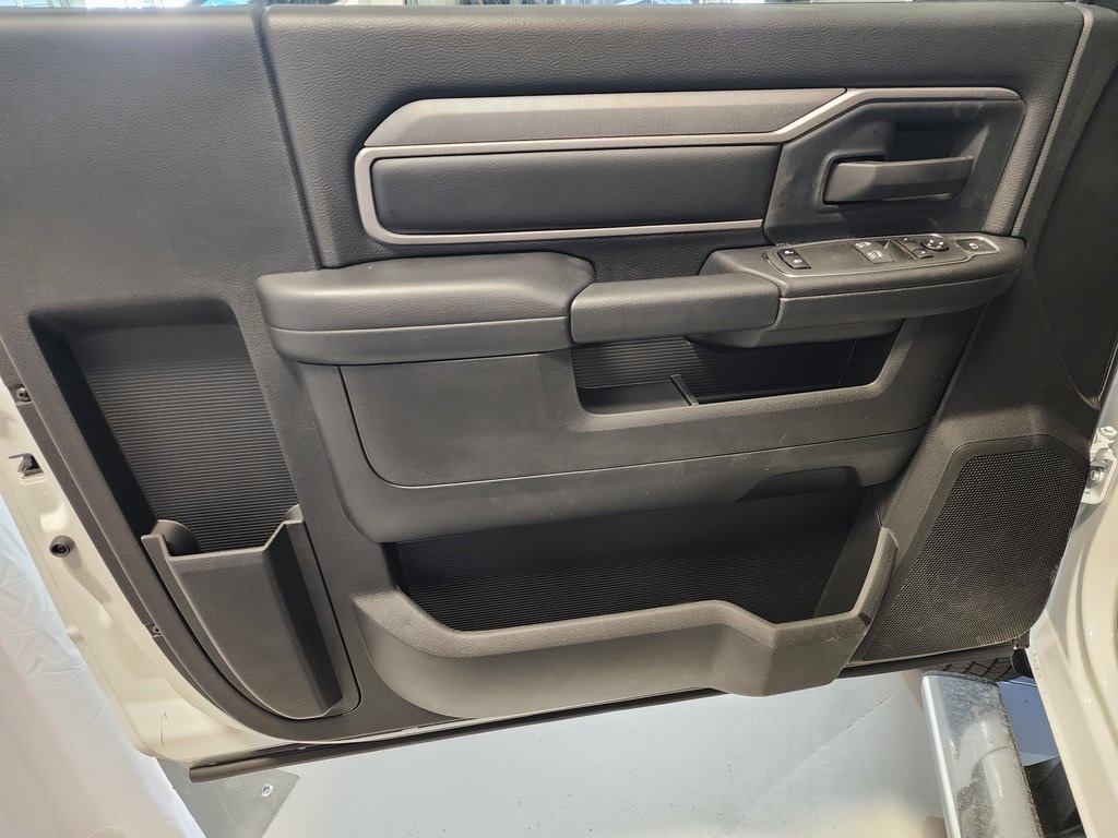 new 2024 Ram 3500 car, priced at $59,730