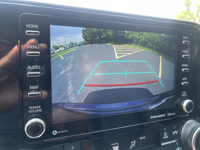 used 2022 Toyota Highlander car, priced at $36,250
