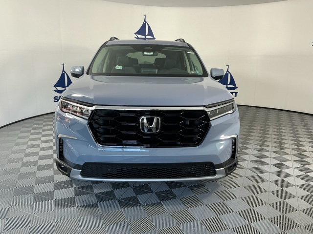 new 2025 Honda Pilot car, priced at $51,550