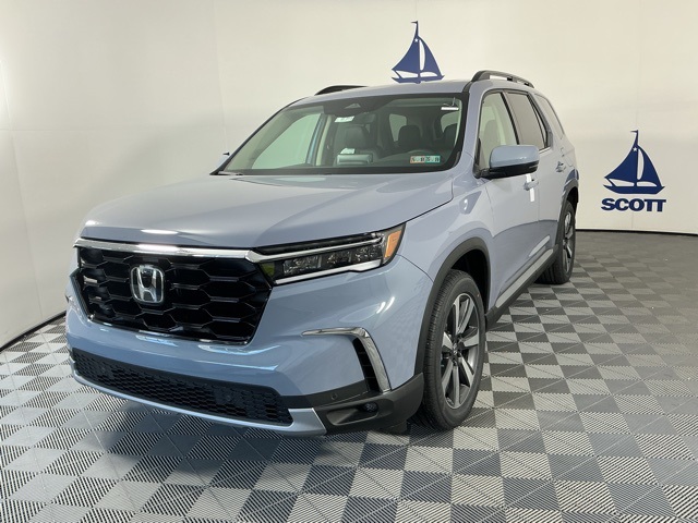 new 2025 Honda Pilot car, priced at $51,550