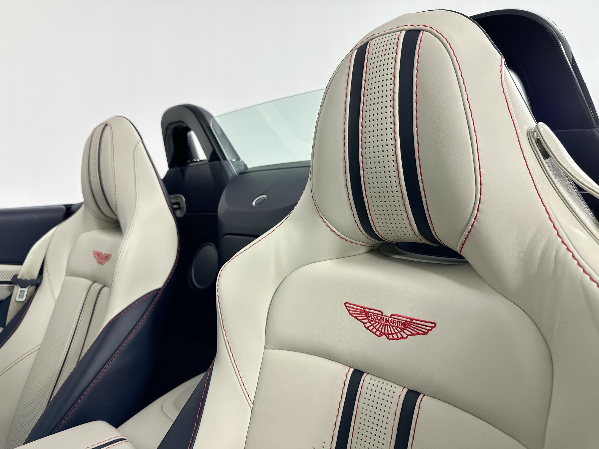 used 2022 Aston Martin Vantage car, priced at $149,998