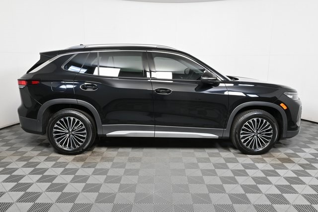 new 2025 Volkswagen Tiguan car, priced at $33,561