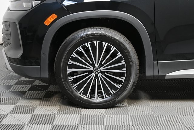 new 2025 Volkswagen Tiguan car, priced at $33,561