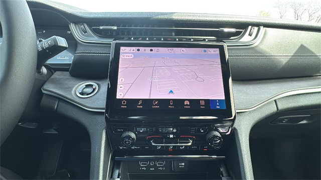 new 2025 Jeep Grand Cherokee L car, priced at $48,215
