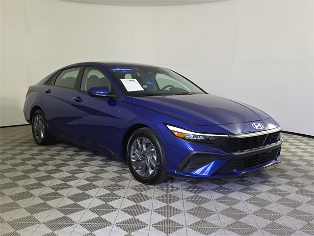 used 2024 Hyundai Elantra car