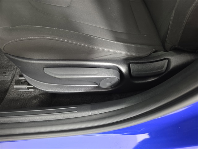 used 2024 Hyundai Elantra car