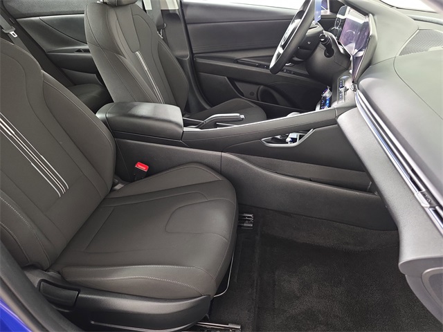 used 2024 Hyundai Elantra car