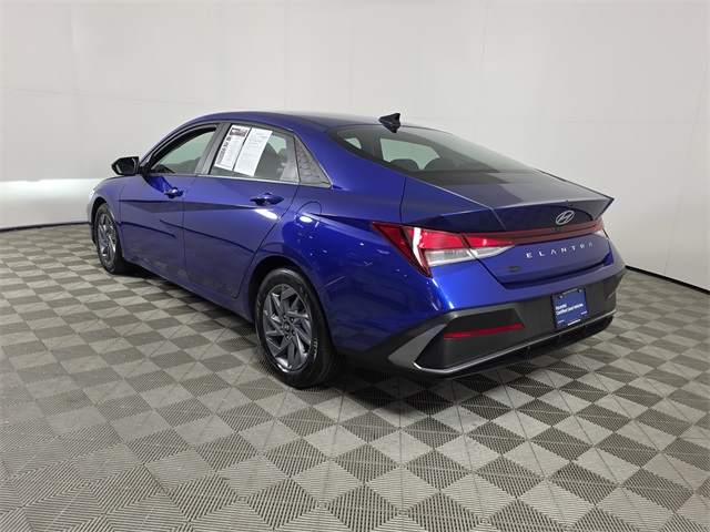 used 2024 Hyundai Elantra car