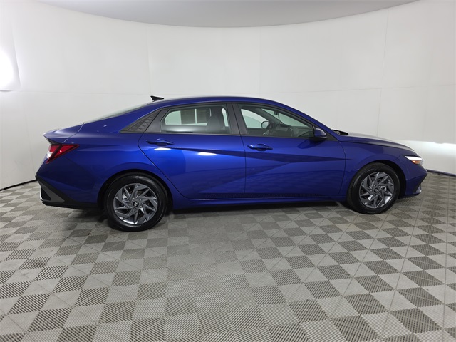 used 2024 Hyundai Elantra car
