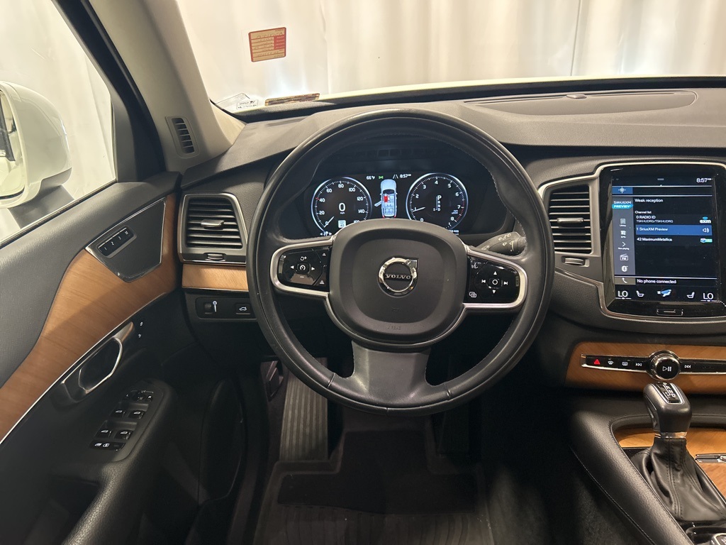 used 2022 Volvo XC90 car, priced at $29,390