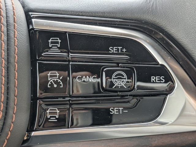 new 2025 Jeep Grand Cherokee car, priced at $56,560