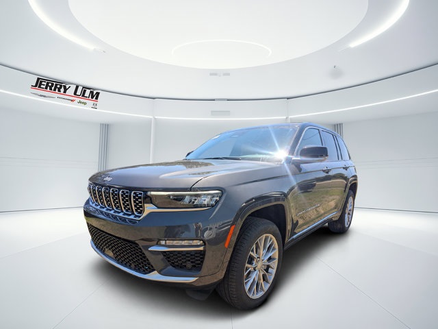 new 2025 Jeep Grand Cherokee car, priced at $56,560