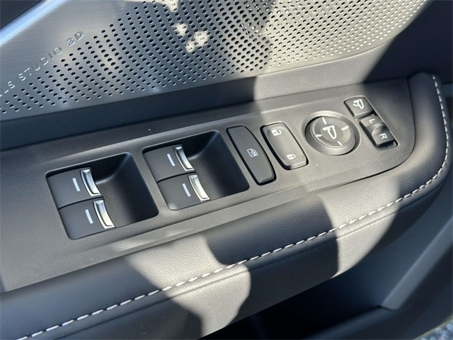 new 2025 Acura RDX car, priced at $48,650