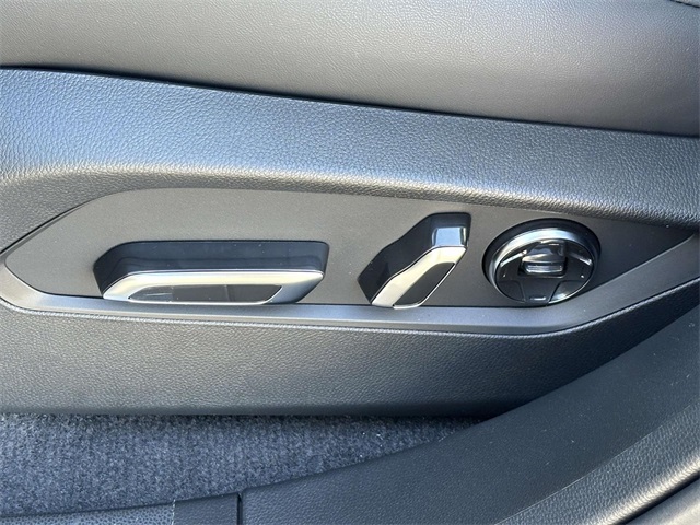 new 2025 Acura RDX car, priced at $48,650