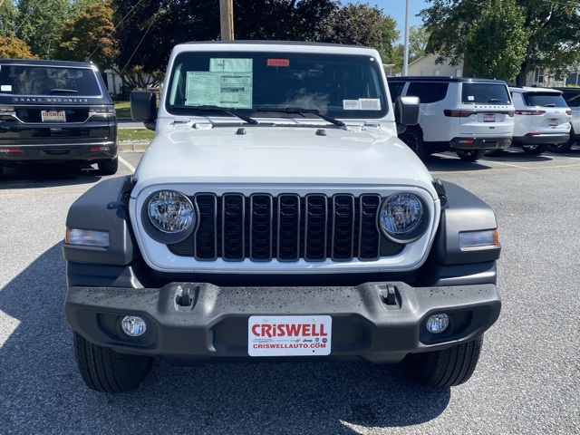 new 2025 Jeep Wrangler car, priced at $30,153
