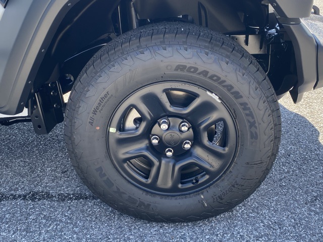 new 2025 Jeep Wrangler car, priced at $30,153