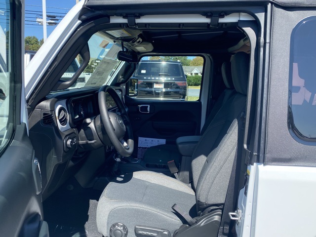 new 2025 Jeep Wrangler car, priced at $30,153