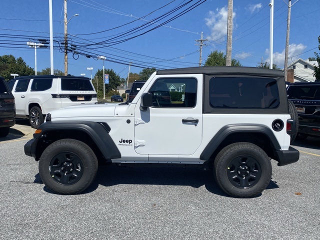 new 2025 Jeep Wrangler car, priced at $30,153