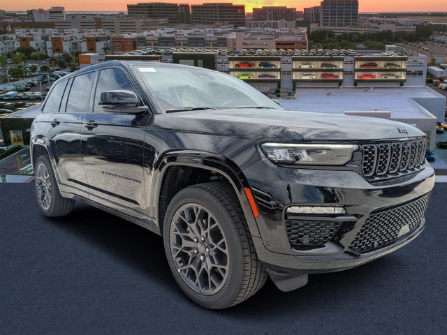 new 2025 Jeep Grand Cherokee car, priced at $59,180