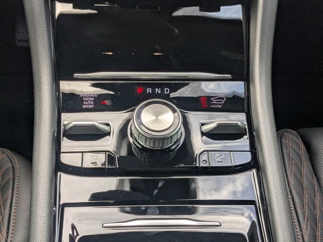 new 2025 Jeep Grand Cherokee car, priced at $59,180