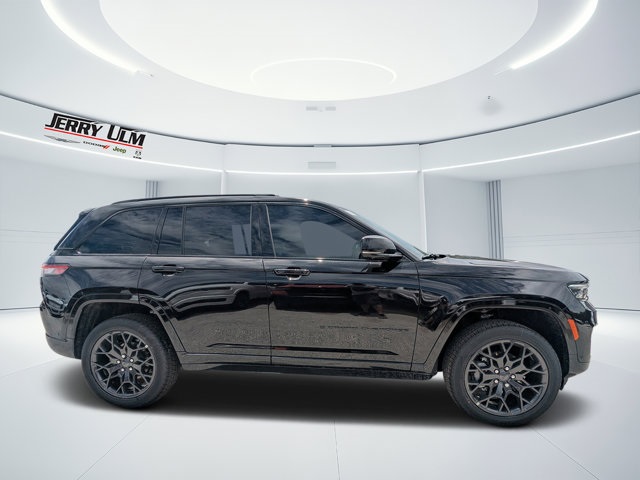 new 2025 Jeep Grand Cherokee car, priced at $59,180
